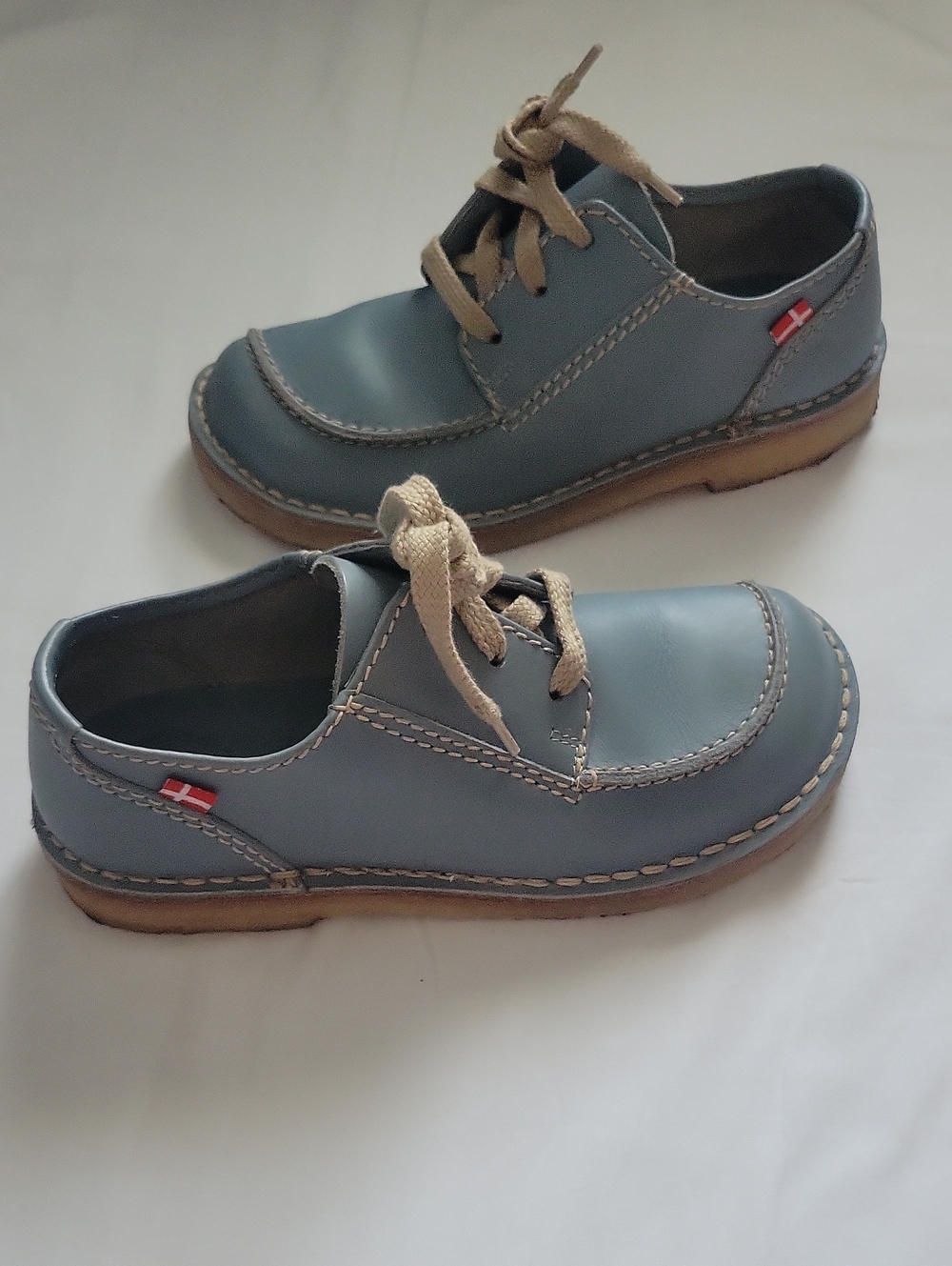 Men's Blue Leather Lace-Up Dress Shoes with Tan Accents